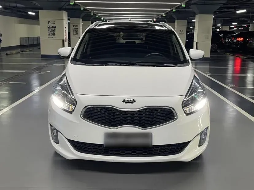 2013 Kia Carens 2.0L 152HP L4 6AT,autocango,china used car exporter,china ev exporter,chinese used car exporter,chinese used ev exporter