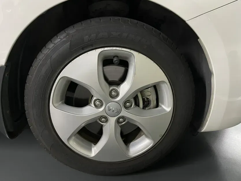 2013 Kia Carens 2.0L 152HP L4 6AT,autocango,china used car exporter,china ev exporter,chinese used car exporter,chinese used ev exporter