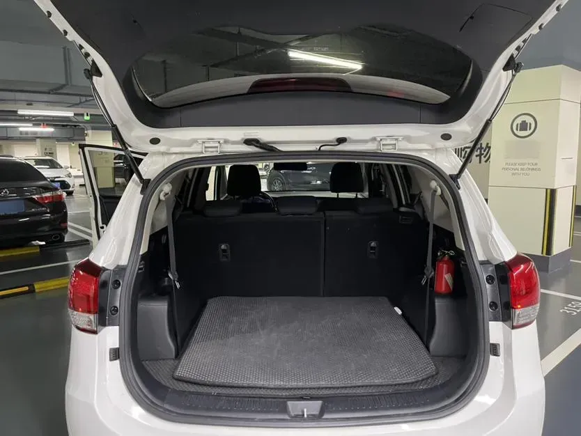 2013 Kia Carens 2.0L 152HP L4 6AT,autocango,china used car exporter,china ev exporter,chinese used car exporter,chinese used ev exporter