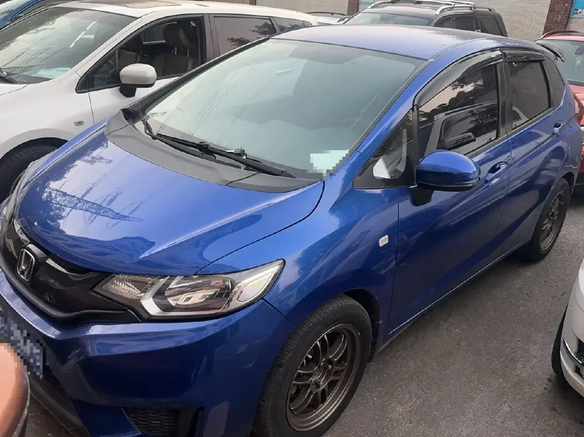 2016 Honda Fit 1.5L 131HP L4 CVT