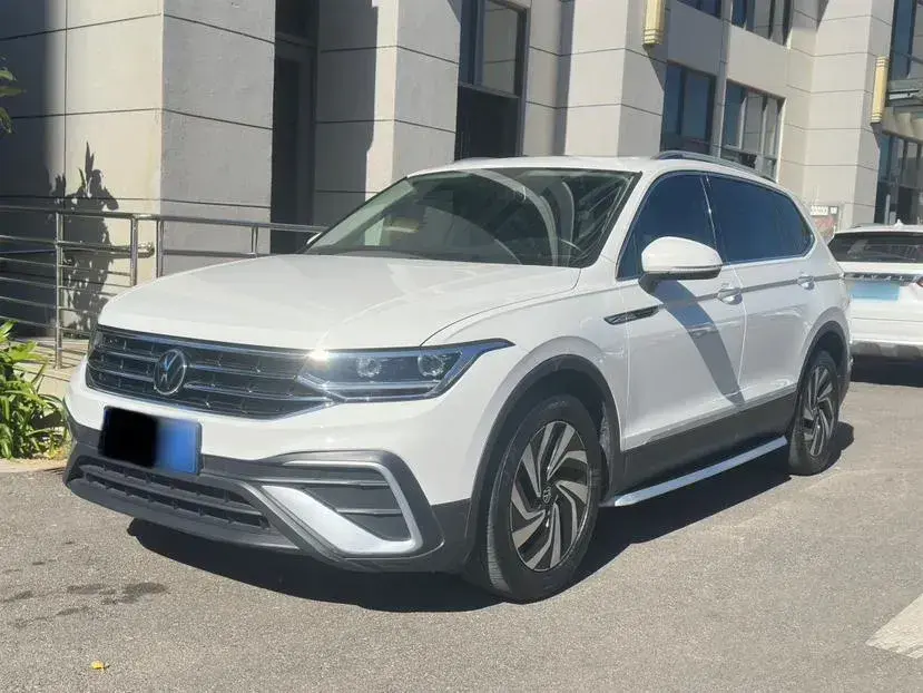 2022 Volkswagen Tiguan L 2.0T 186HP L4 7DCT