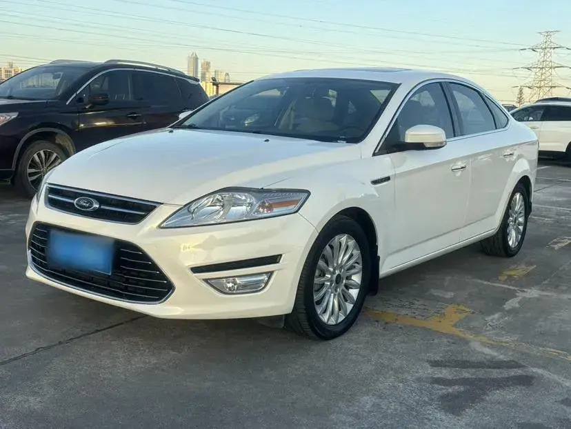 2011 Ford Mondeo 2.0T 203HP L4 6DCT
