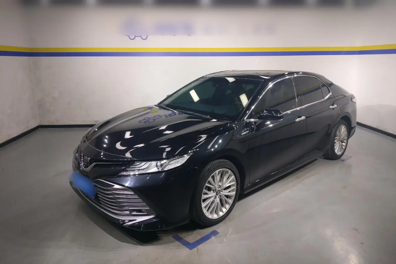 2019 Toyota Camry 2.5L 209HP L4 8AT
