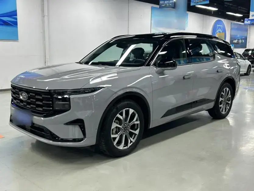 2023 Ford Edge 2.0T 252HP L4 8AT