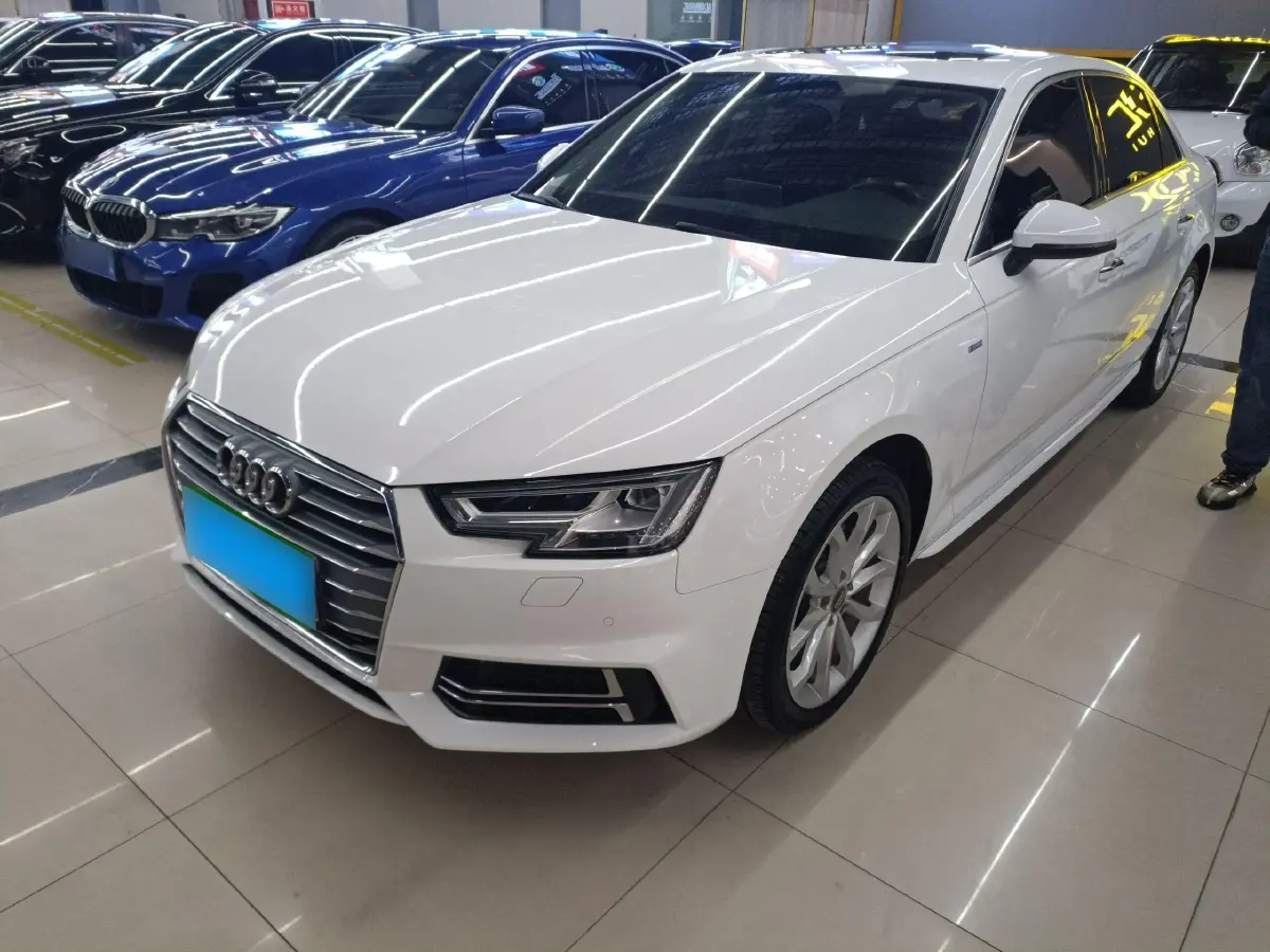 2018 Audi A4L 2.0T 190HP L4 7DCT