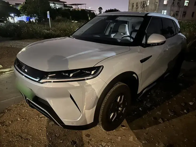 2024 BYD YuanUP BEV 45.12KWH