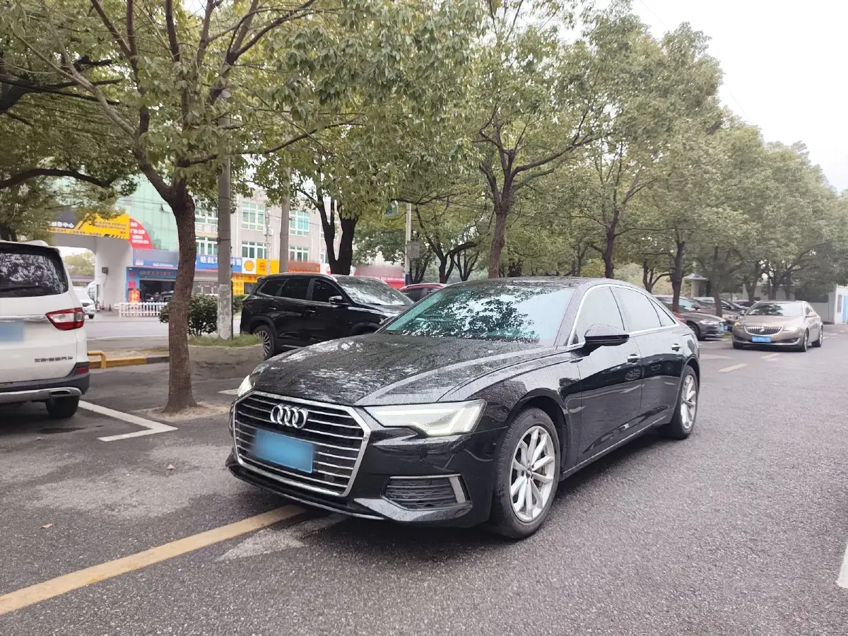 2020 Audi A6L 2.0T 190HP L4 7DCT