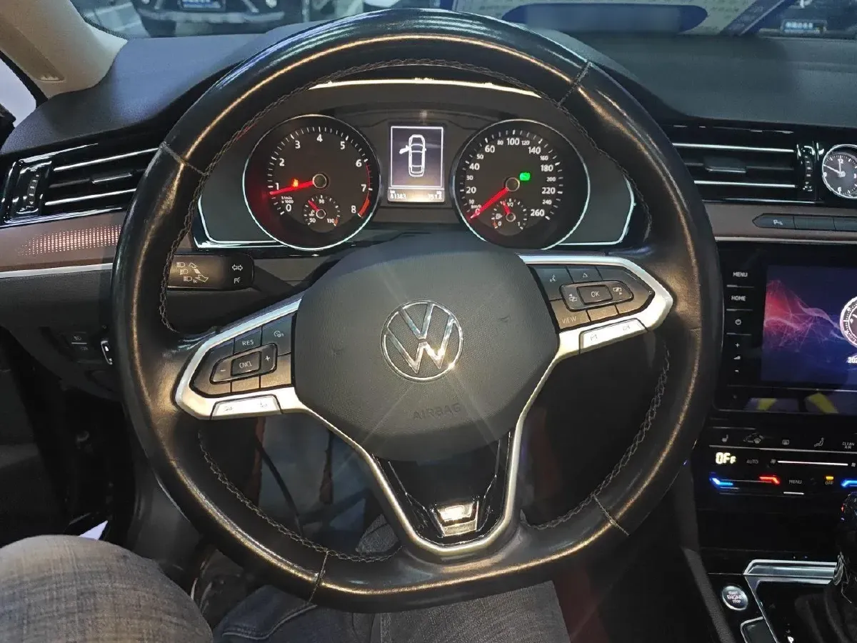 2020 Volkswagen Magotan 2.0T 186HP L4 7DCT,autocango,china used car exporter,china ev exporter,chinese used car exporter,chinese used ev exporter