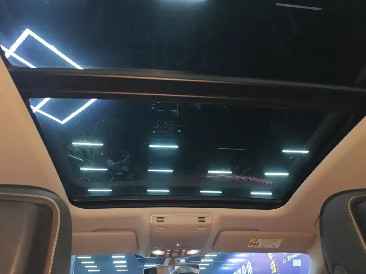 2020 Volkswagen Magotan 2.0T 186HP L4 7DCT,autocango,china used car exporter,china ev exporter,chinese used car exporter,chinese used ev exporter