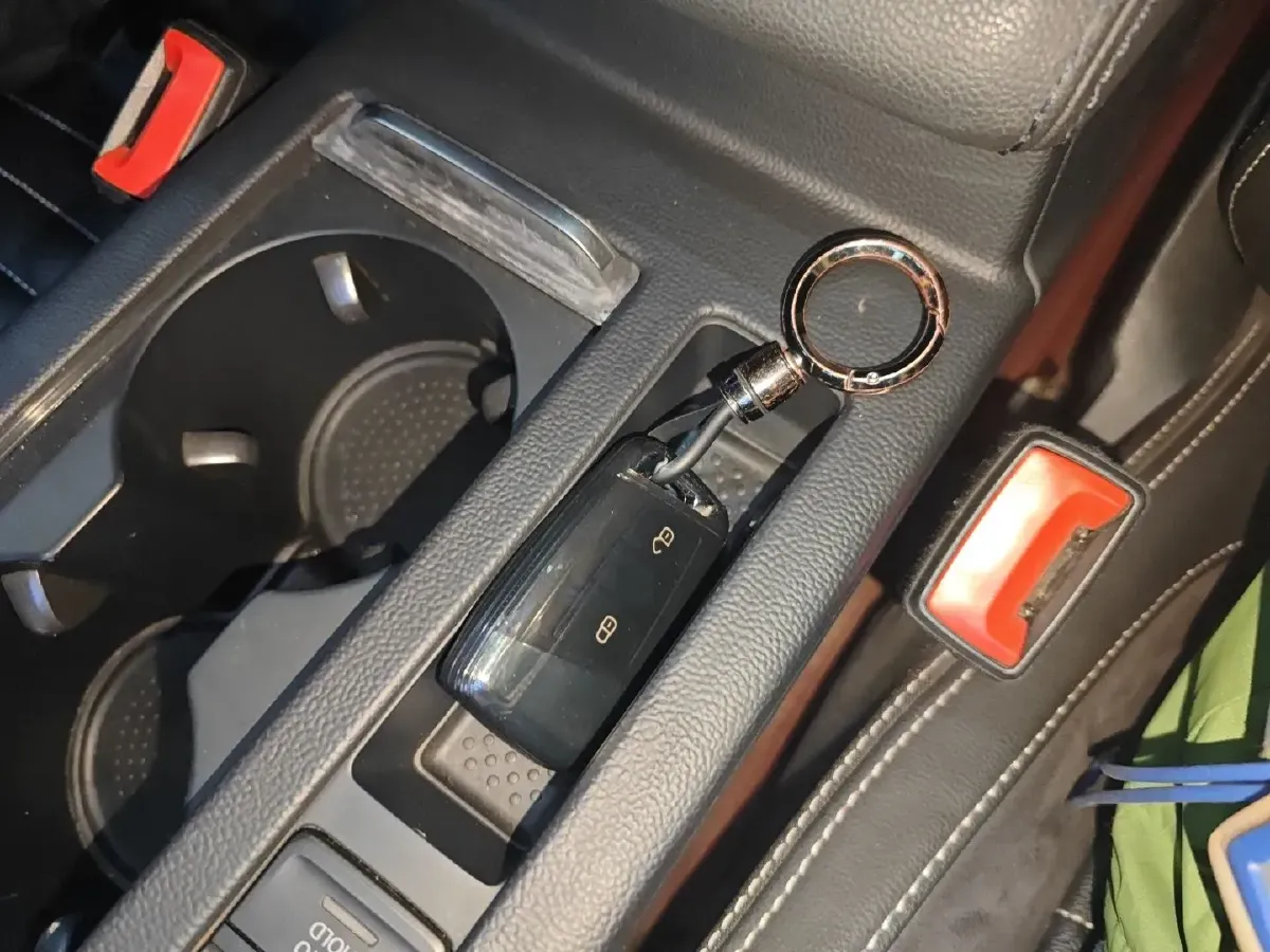 2020 Volkswagen Magotan 2.0T 186HP L4 7DCT,autocango,china used car exporter,china ev exporter,chinese used car exporter,chinese used ev exporter