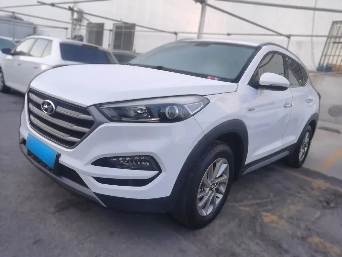 2015 Hyundai Tucson 1.6T 177HP L4 7DCT