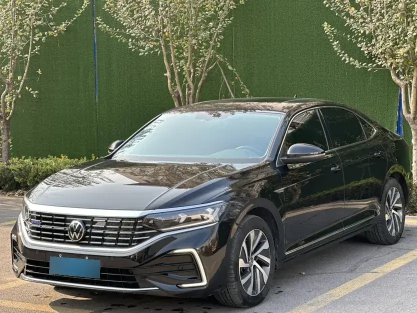 2022 Volkswagen Passat 1.4T 150HP L4 6DCT PHEV 13KWH