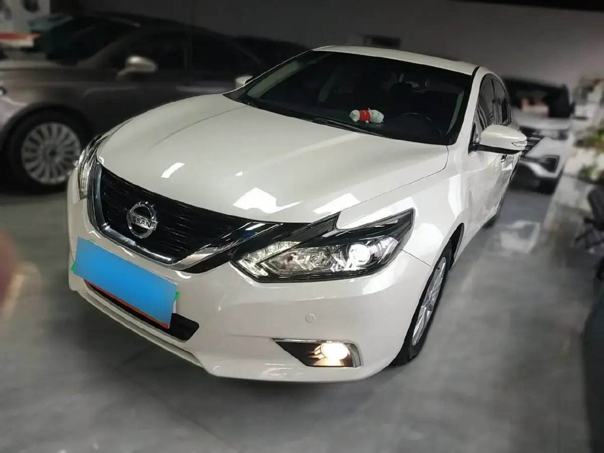2016 Nissan Teana 2.0L 150HP L4 CVT