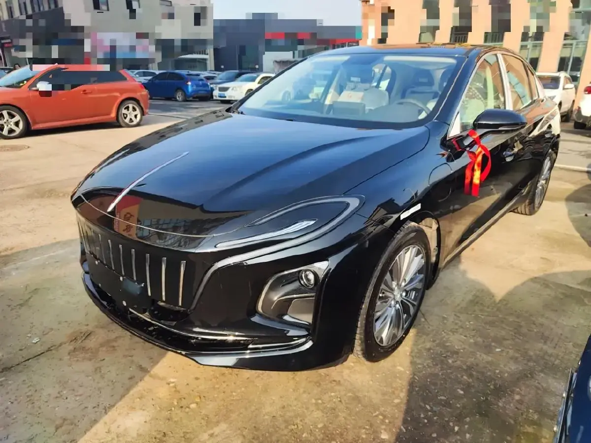 2024 HongQi E-QM5 BEV 72KWH