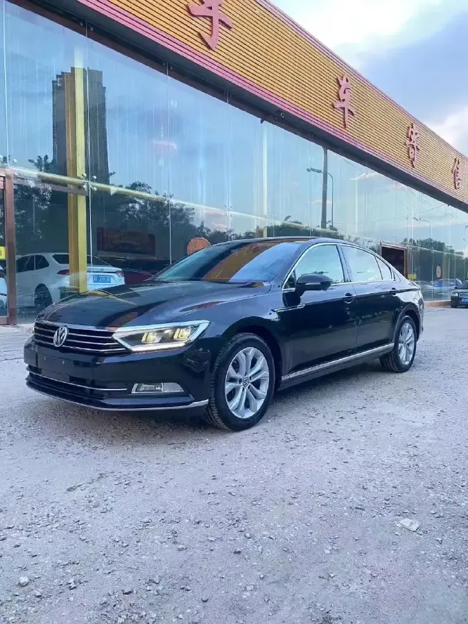 2017 Volkswagen Magotan 1.8T 180HP L4 7DCT