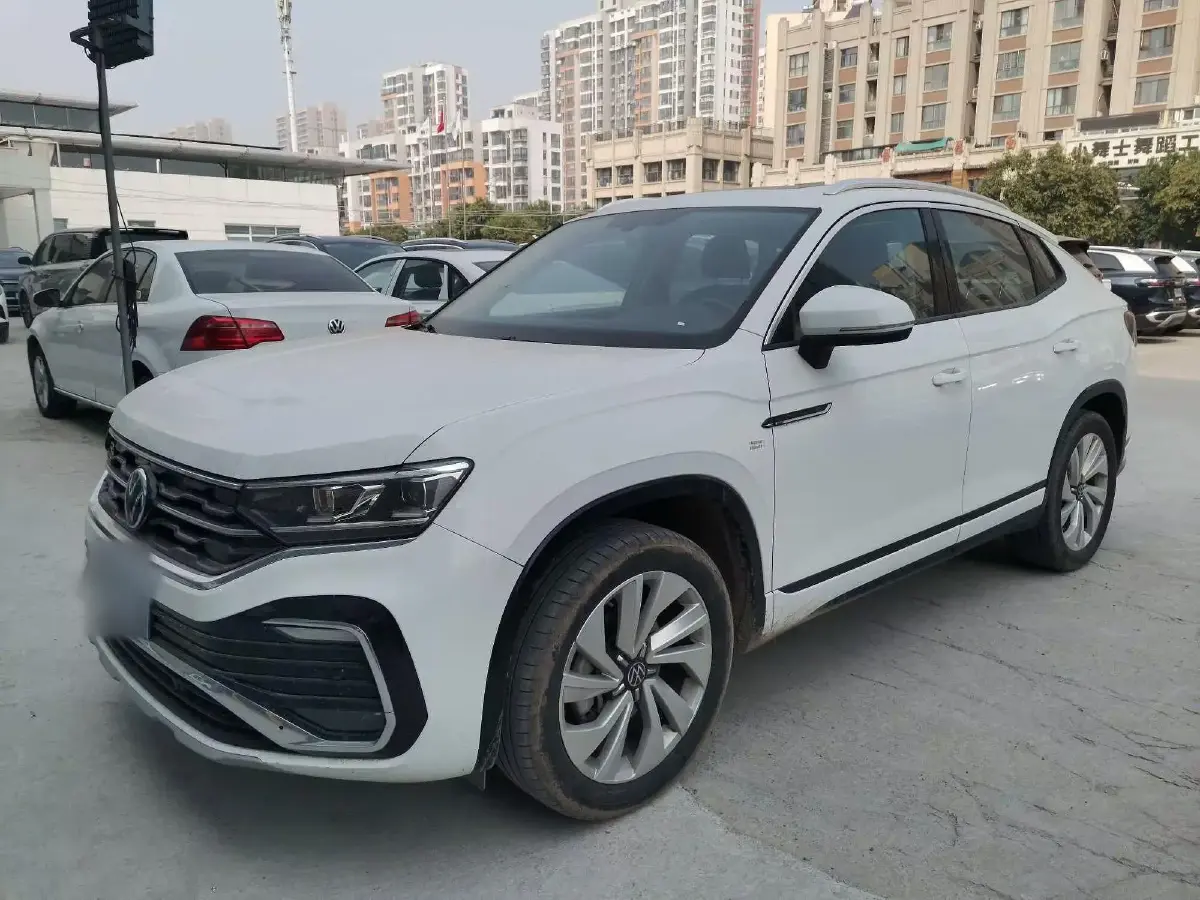 2020 Volkswagen Tayron X 2.0T 186HP L4 7DCT