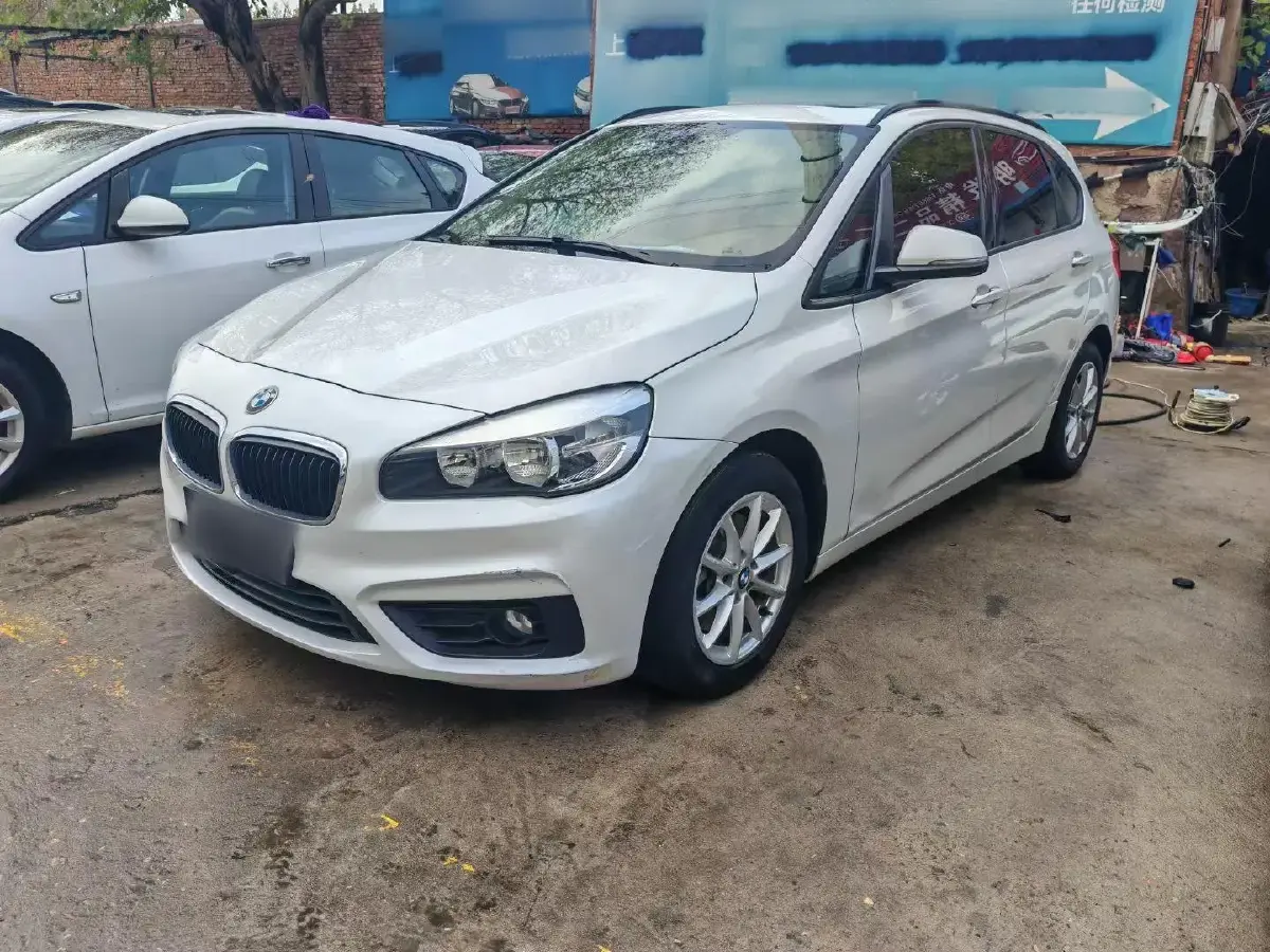 2016 BMW 2 Series Wagon 1.5T 136HP L3 6AT