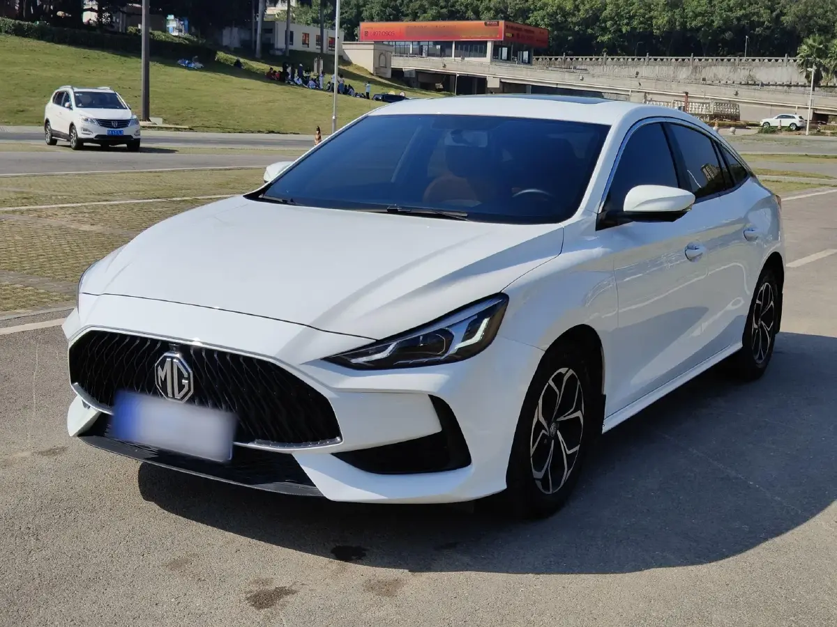 2021 MG 5 1.5L 120HP L4 CVT