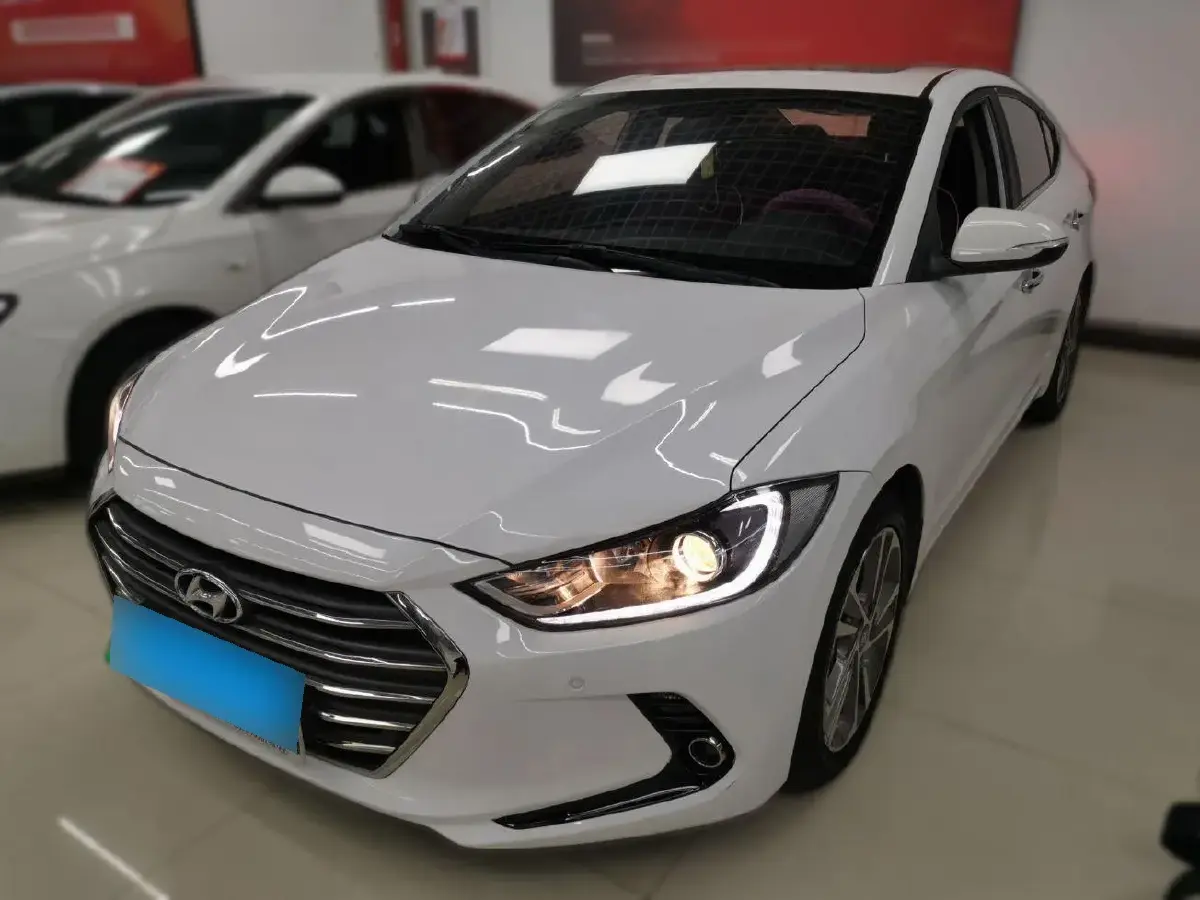 2016 Hyundai Elantra 1.6L 130HP L4 6AT