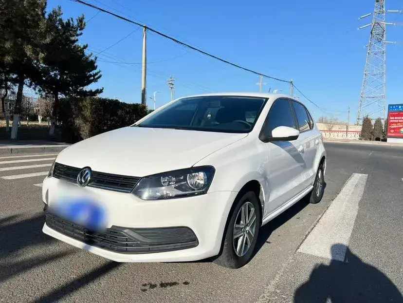 2016 Volkswagen Polo 1.4L 90HP L4 5MT