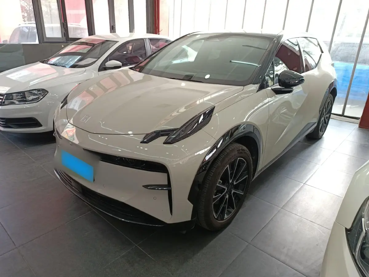 2023 Zeekr X BEV 66KWH