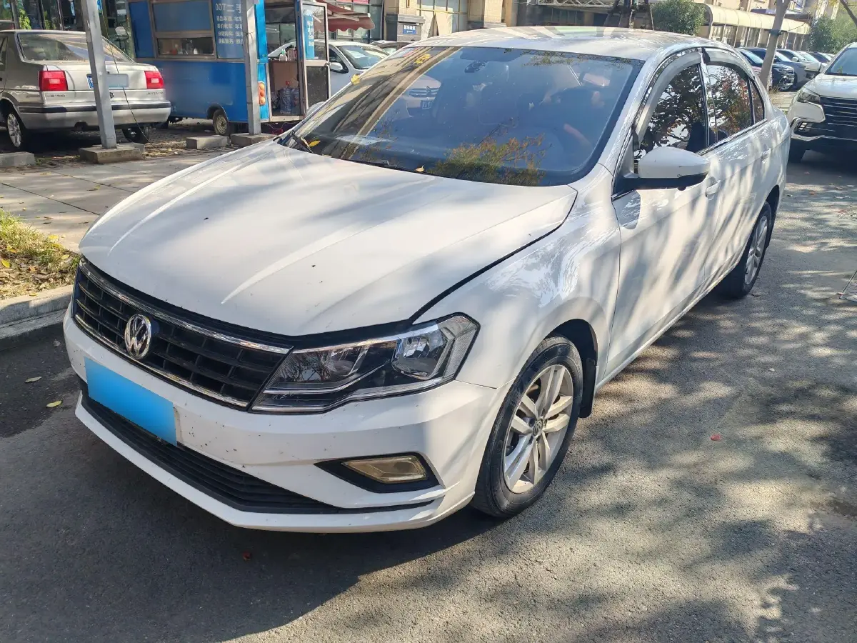 2019 Volkswagen Jetta 1.5L 110HP L4 6AT