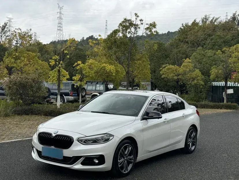 2018 BMW 1 Series 1.5T 136HP L3 6AT