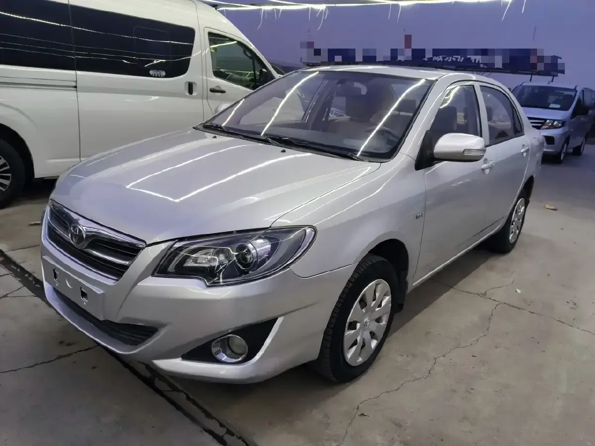 2013 Toyota Corolla 1.6L 120HP L4 5MT