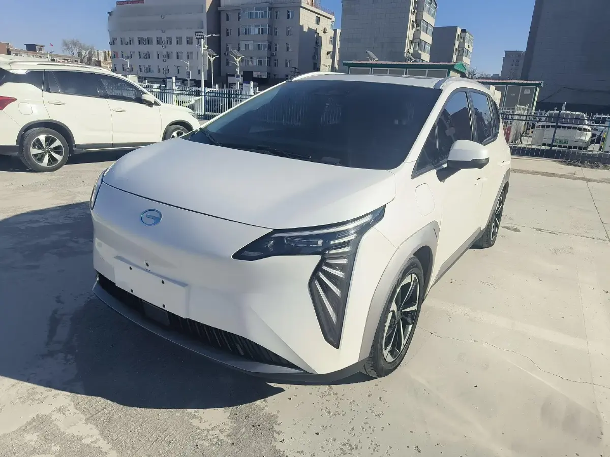 2023 Aion Y BEV 61.7KWH