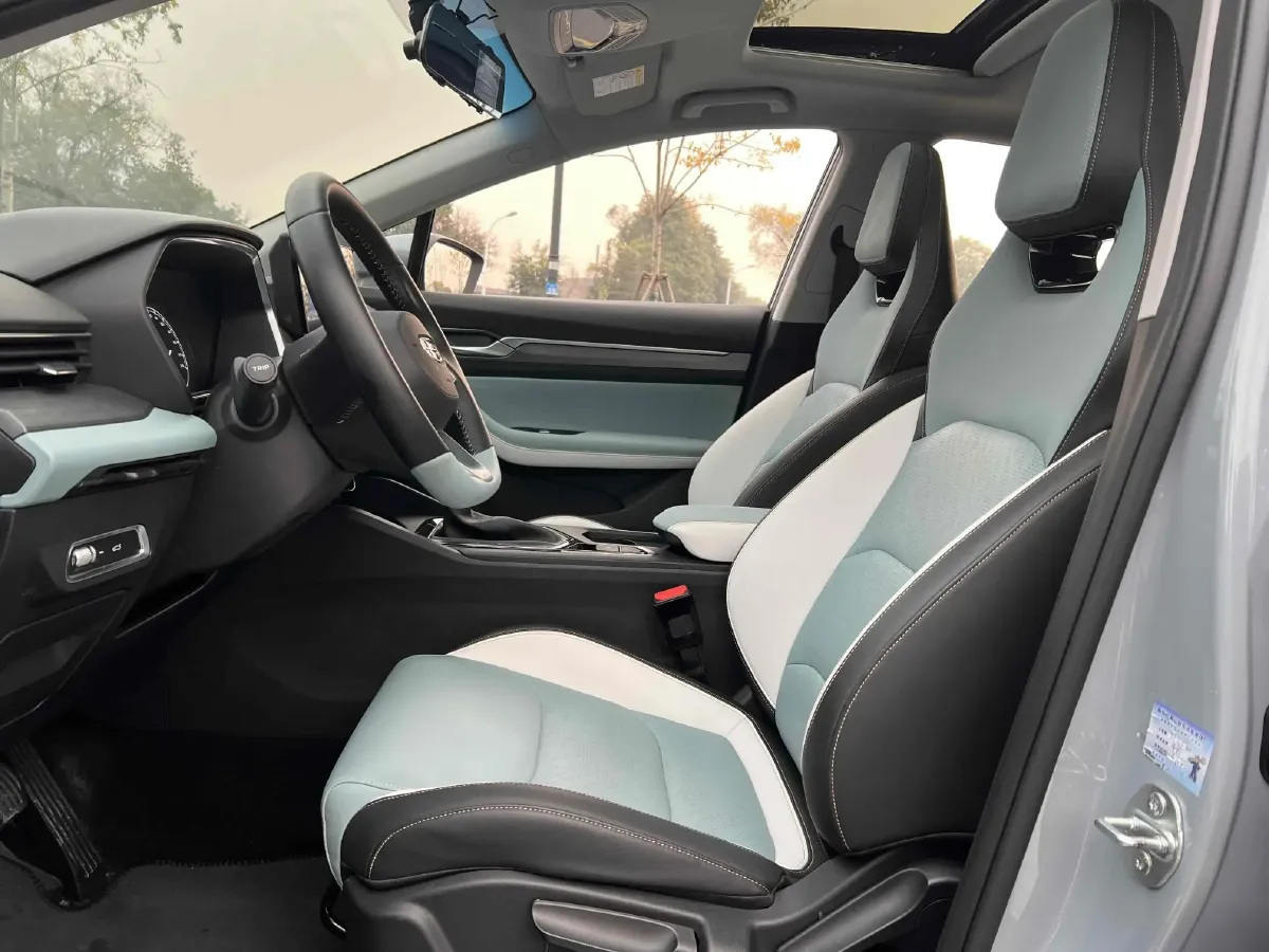 2022 Geely Emgrand S 1.4T 141HP L4 CVT,autocango,china used car exporter,china ev exporter,chinese used car exporter,chinese used ev exporter