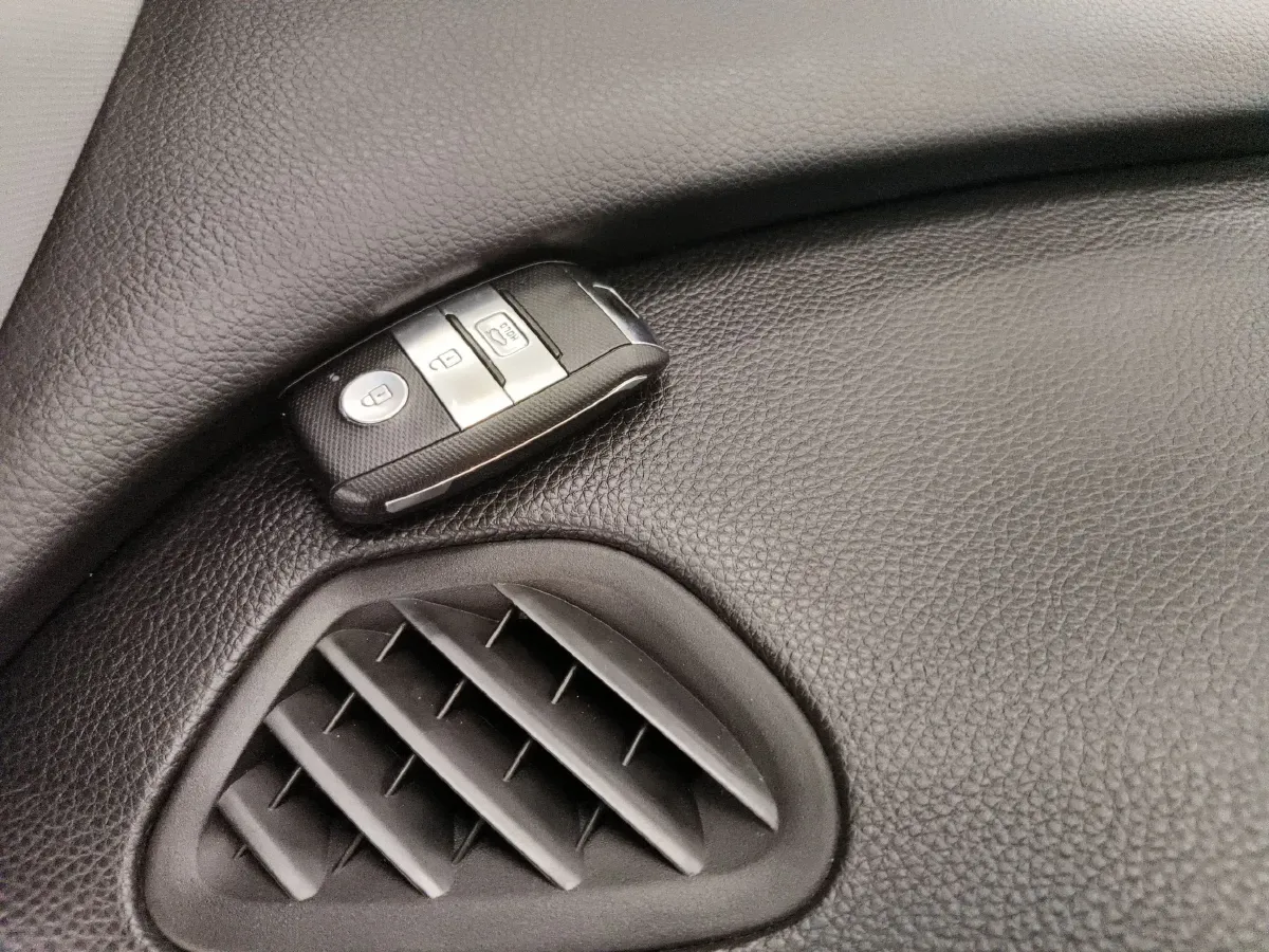 2017 Kia Cachet 1.8L 143HP L4 6AT,autocango,china used car exporter,china ev exporter,chinese used car exporter,chinese used ev exporter