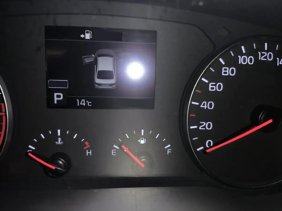 2017 Kia Cachet 1.8L 143HP L4 6AT,autocango,china used car exporter,china ev exporter,chinese used car exporter,chinese used ev exporter