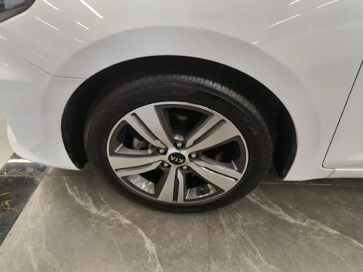 2017 Kia Cachet 1.8L 143HP L4 6AT,autocango,china used car exporter,china ev exporter,chinese used car exporter,chinese used ev exporter