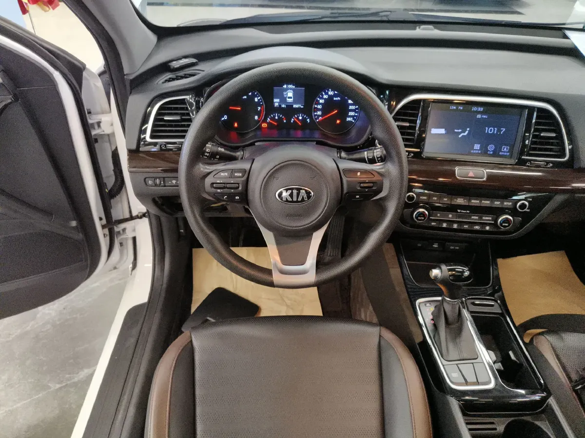 2017 Kia Cachet 1.8L 143HP L4 6AT,autocango,china used car exporter,china ev exporter,chinese used car exporter,chinese used ev exporter
