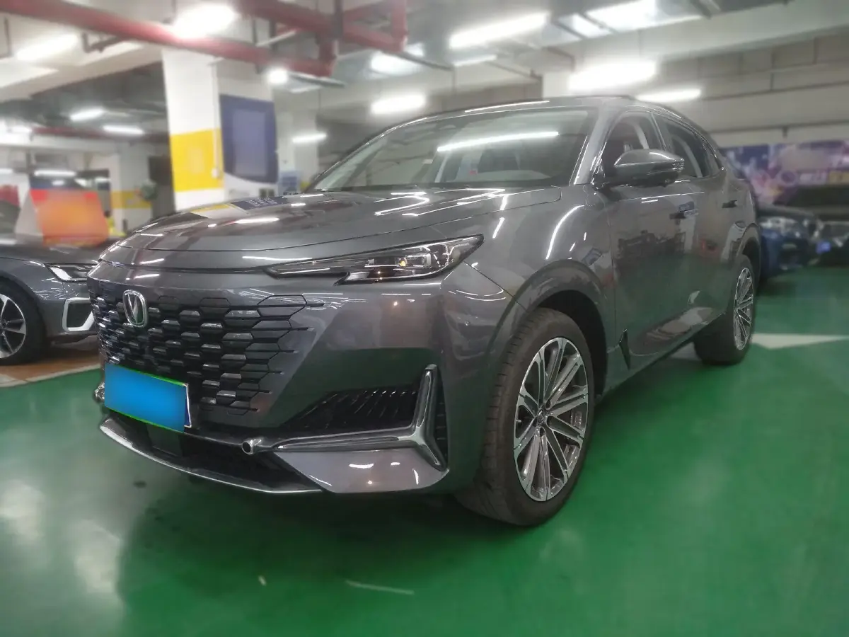 2021 ChangAn UNI-K 2.0T 233HP L4 8AT