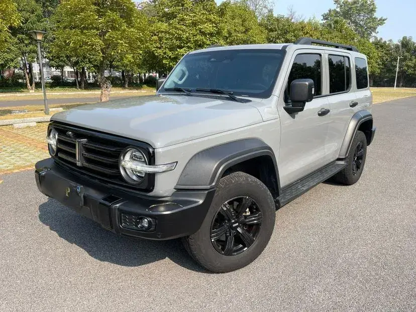 2021 Tank 300 2.0T 227HP L4 8AT