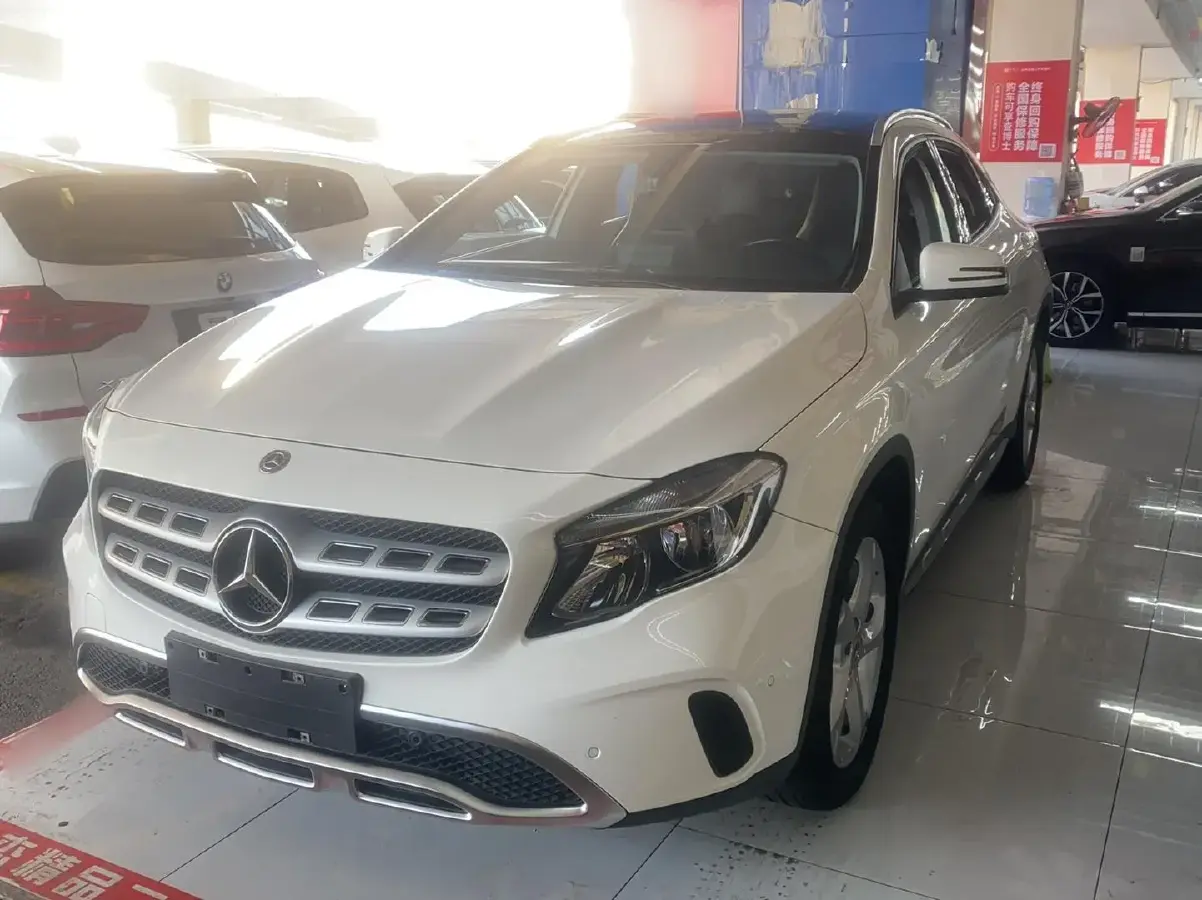 2018 Mercedes-Benz GLA Class 1.6T 156HP L4 7DCT