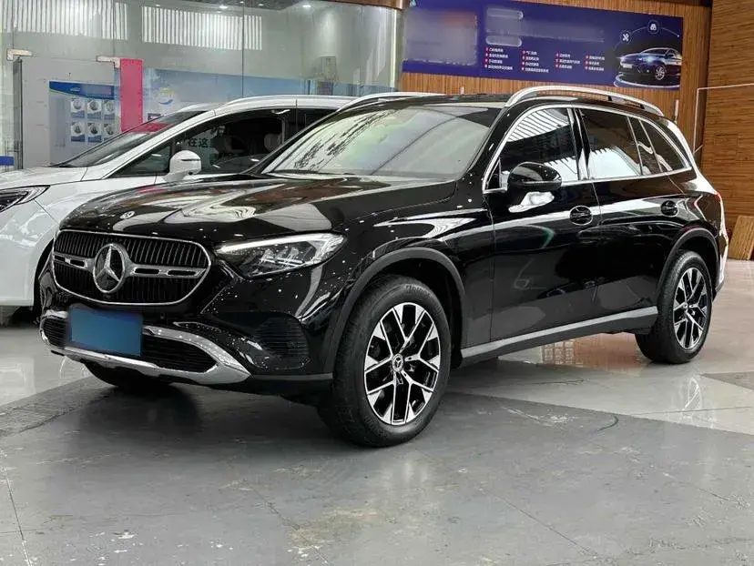 2023 Mercedes-Benz GLC Class 2.0T 204HP L4 9AT