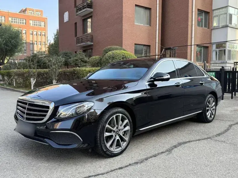 2018 Mercedes-Benz E Class 2.0T 245HP L4 9AT
