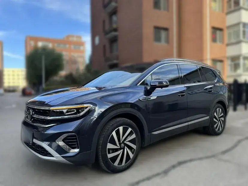 2022 Volkswagen Talagon 2.0T 220HP L4 7DCT