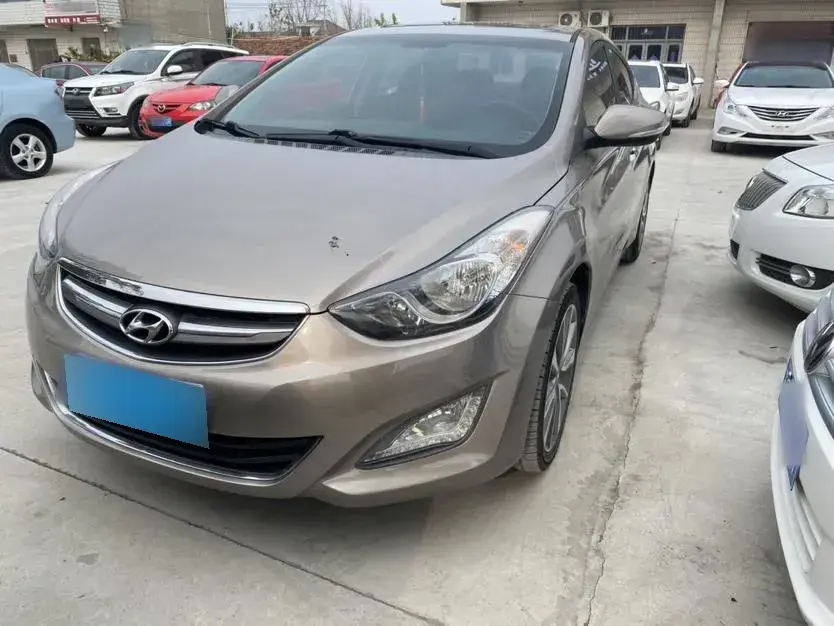 2015 Hyundai Elantra 1.6L 128HP L4 6AT