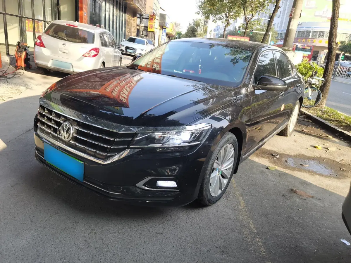 2020 Volkswagen Passat 2.0T 186HP L4 7DCT