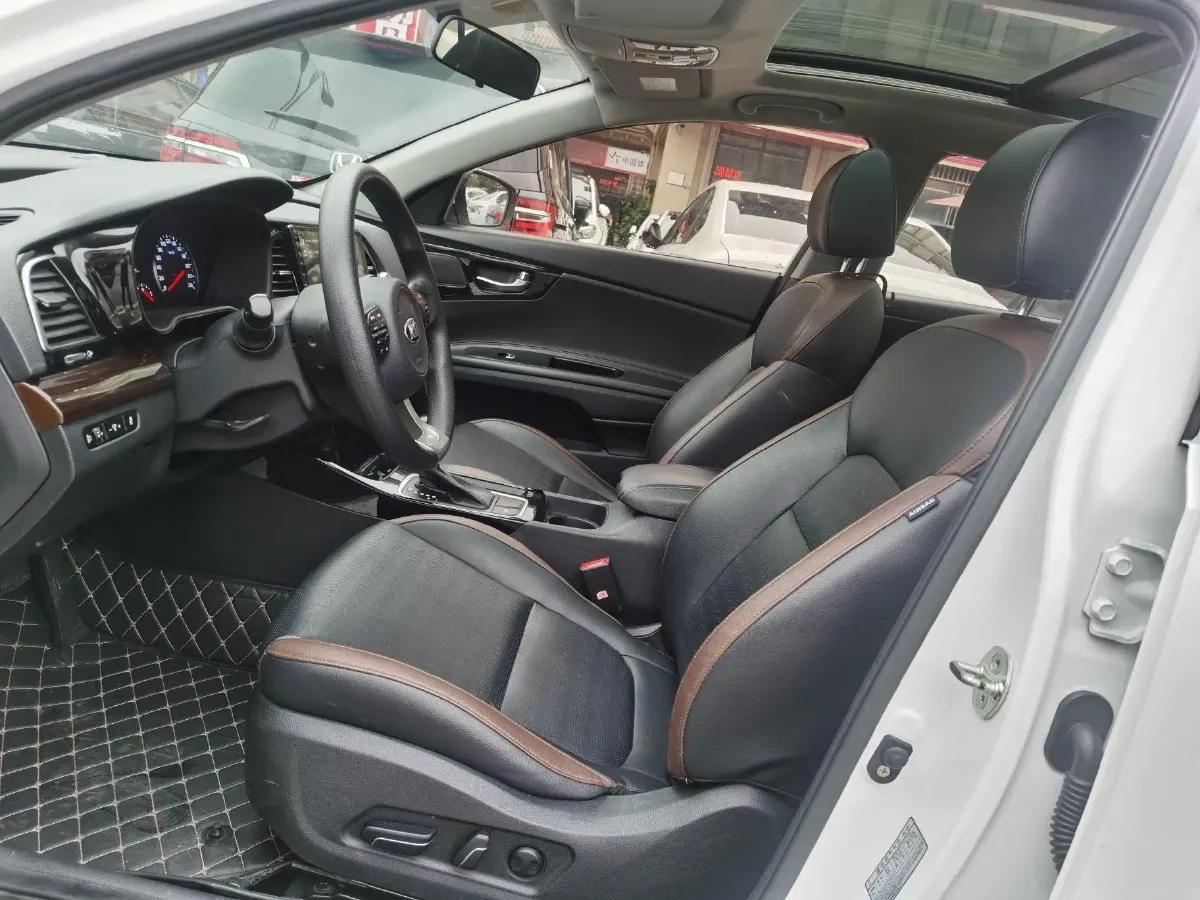 2017 Kia Cachet 1.8L 143HP L4 6AT,autocango,china used car exporter,china ev exporter,chinese used car exporter,chinese used ev exporter