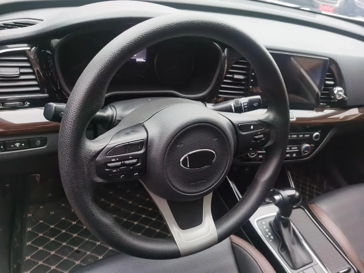 2017 Kia Cachet 1.8L 143HP L4 6AT,autocango,china used car exporter,china ev exporter,chinese used car exporter,chinese used ev exporter