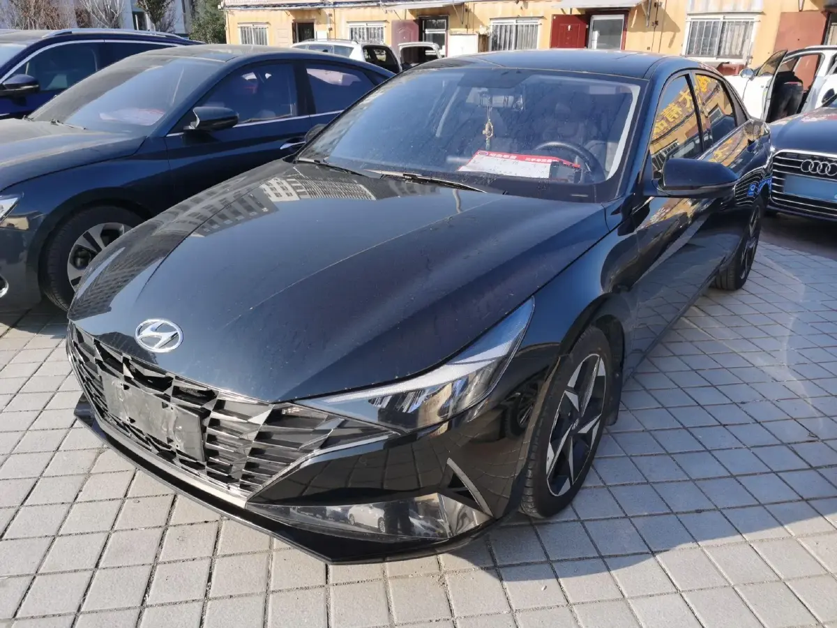 2021 Hyundai Elantra 1.5L 115HP L4 CVT