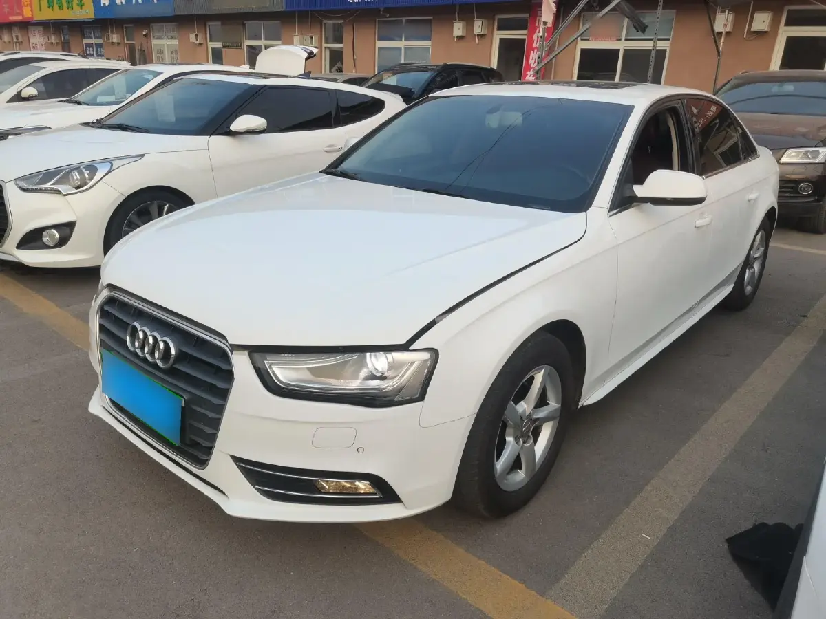 2015 Audi A4L 2.0T 180HP L4 CVT