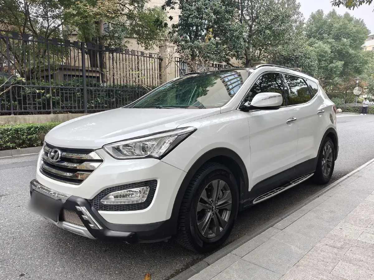 2013 Hyundai Santafe 2.4L 189HP L4 6AT