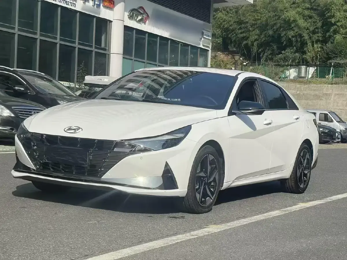 2022 Hyundai Elantra 1.4T 140HP L4 7DCT