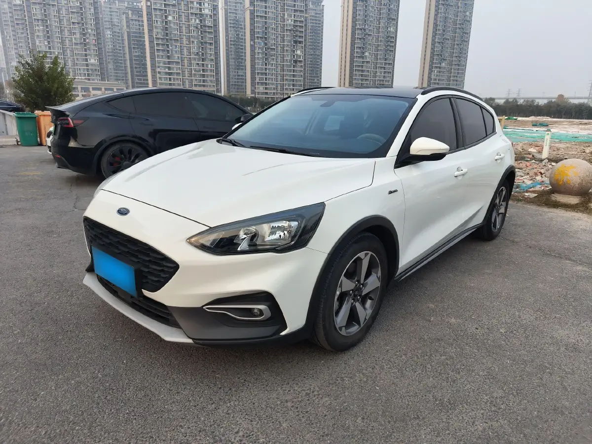 2020 Ford Focus Active 1.5T 174HP L3 8AT
