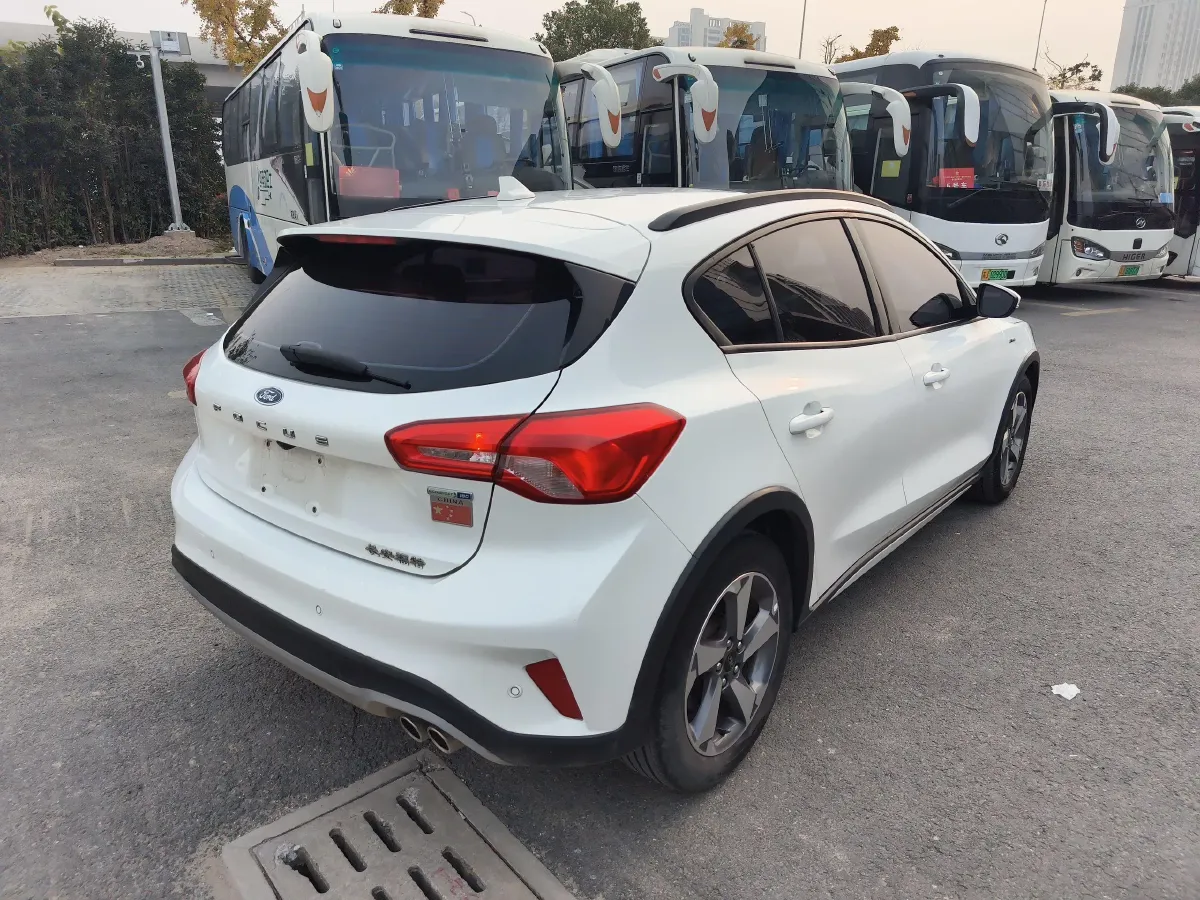 2020 Ford Focus Active 1.5T 174HP L3 8AT,autocango,china used car exporter,china ev exporter,chinese used car exporter,chinese used ev exporter